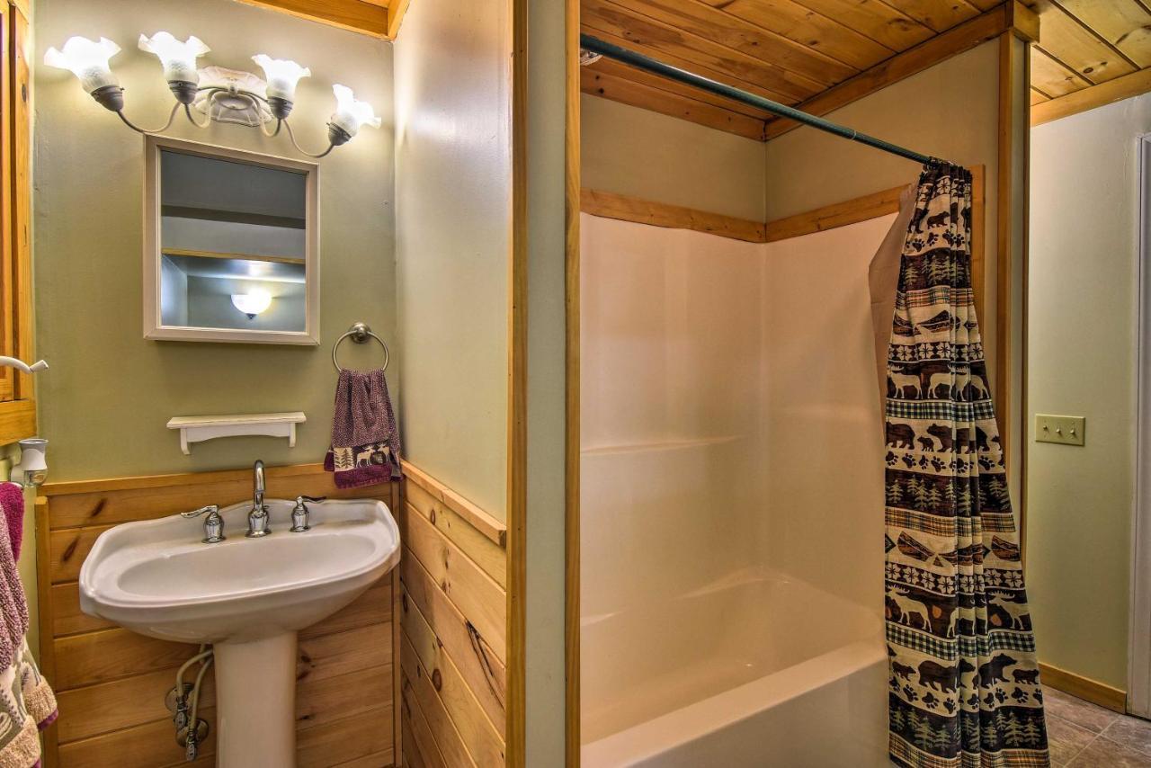 Robbinsville Cabin With Deck 3 Mi To Fontana Lake! Esterno foto